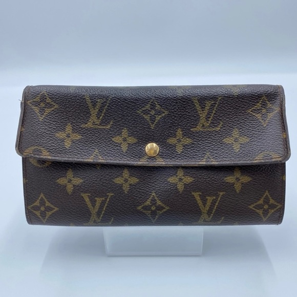 Louis Vuitton Handbags - Auth LV vintage porte monnaie wallet🫶